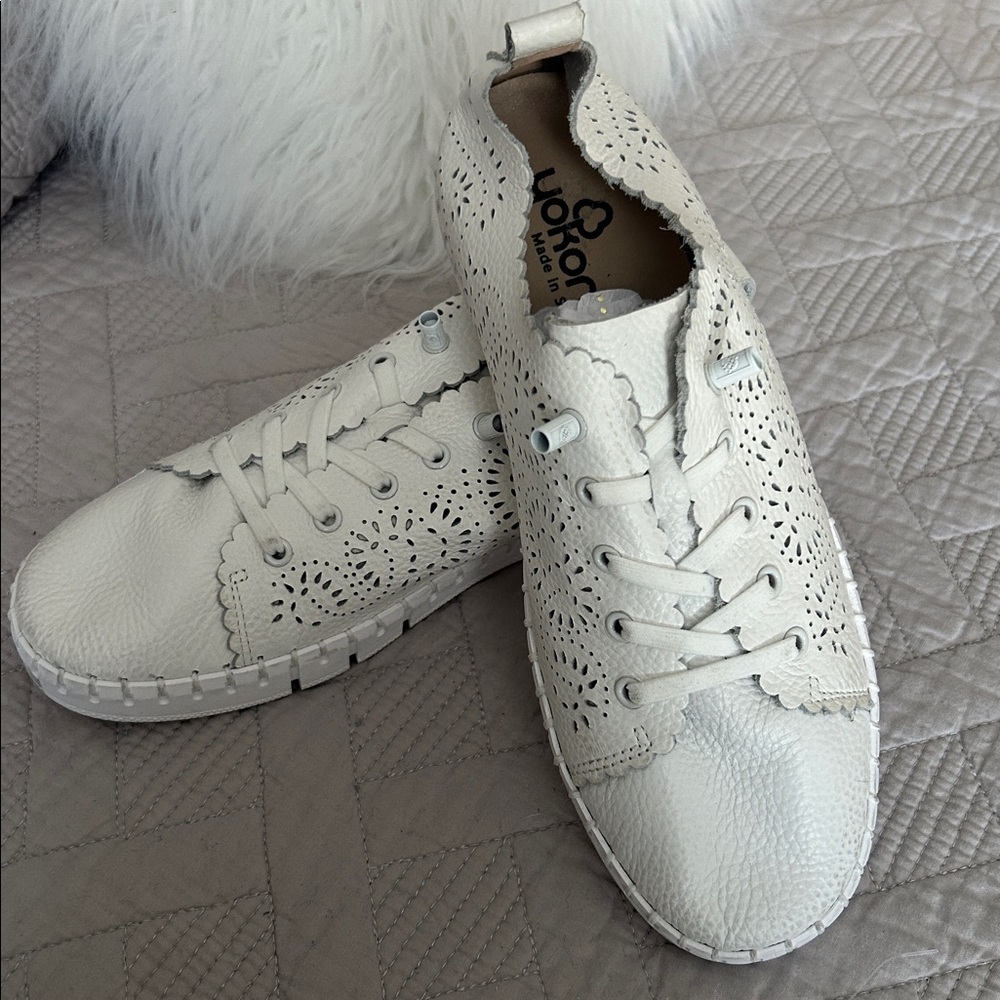 Perforated White Leather Lace-Up Sneakers